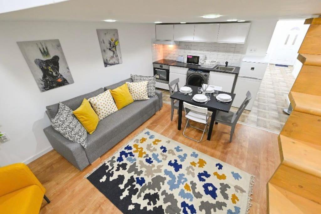 2 Bedroom Flat In Damjanich Str., Hirsch Budapeşte Dış mekan fotoğraf